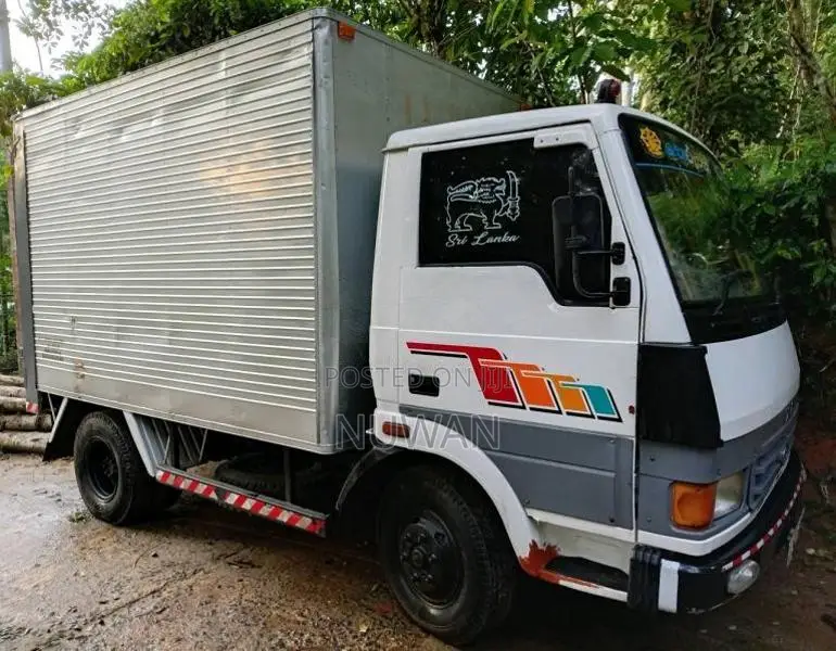 Tata LPT 407 2012 Lorry (Used)