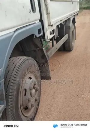 Mitsubishi Canter 2004 Lorry (Used)