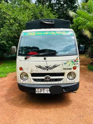 Tata Dimo Batta 2012 Lorry (Used)