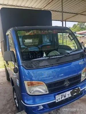 Tata Dimo Batta 2013 Lorry (Used)