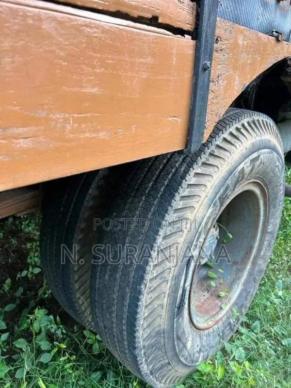 Tata 1210 1987 Lorry (Used)