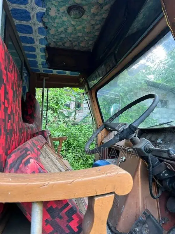 Tata 1210 1987 Lorry (Used)
