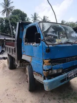 Isuzu 350 1978 Lorry (Used)