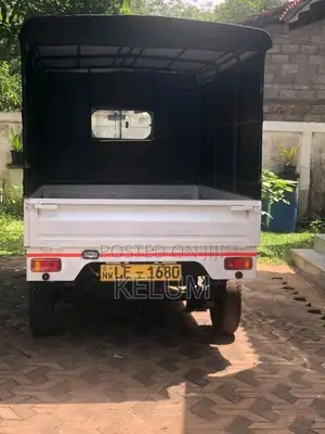 Tata Dimo Batta 2009 Lorry (Used)