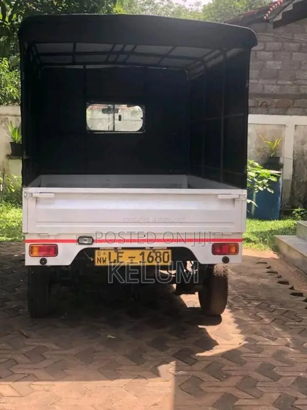 Tata Dimo Batta 2009 Lorry (Used)