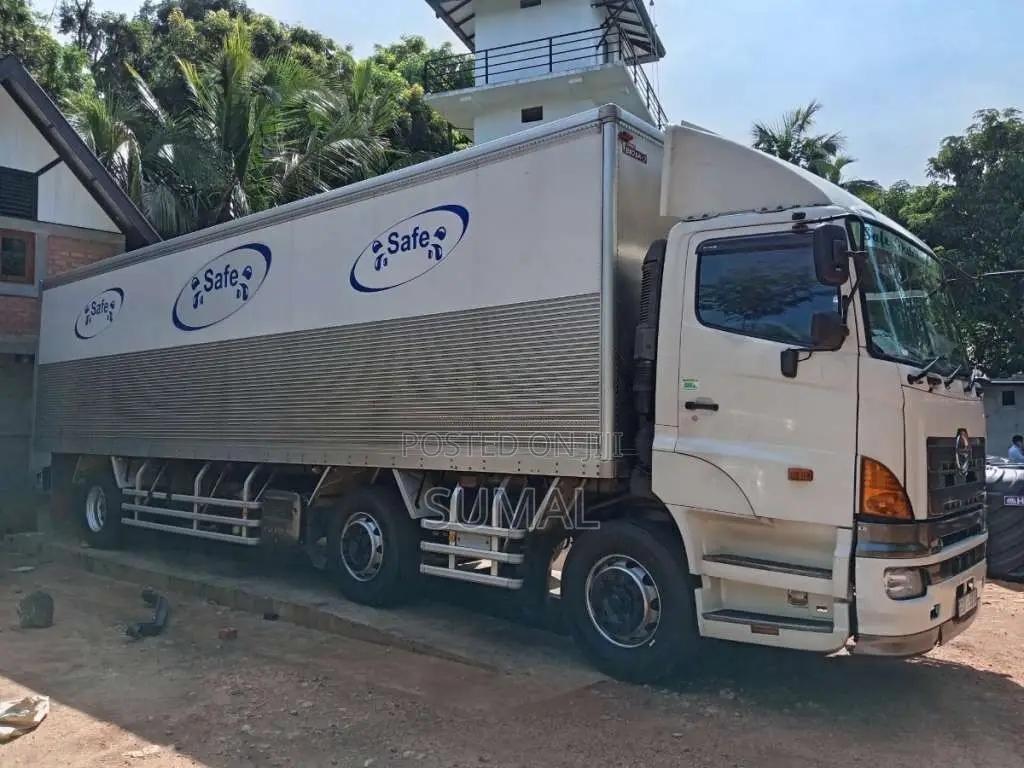 HINO Profia 2012 Lorry (Used)