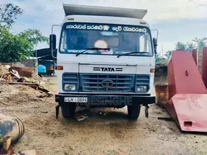 Tata 1615 2017 Lorry (Used)