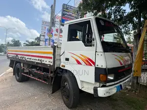 Tata 1109 2009 Lorry (Used)