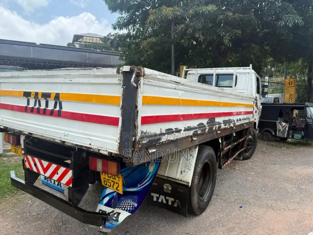 Tata 1109 2009 Lorry (Used)