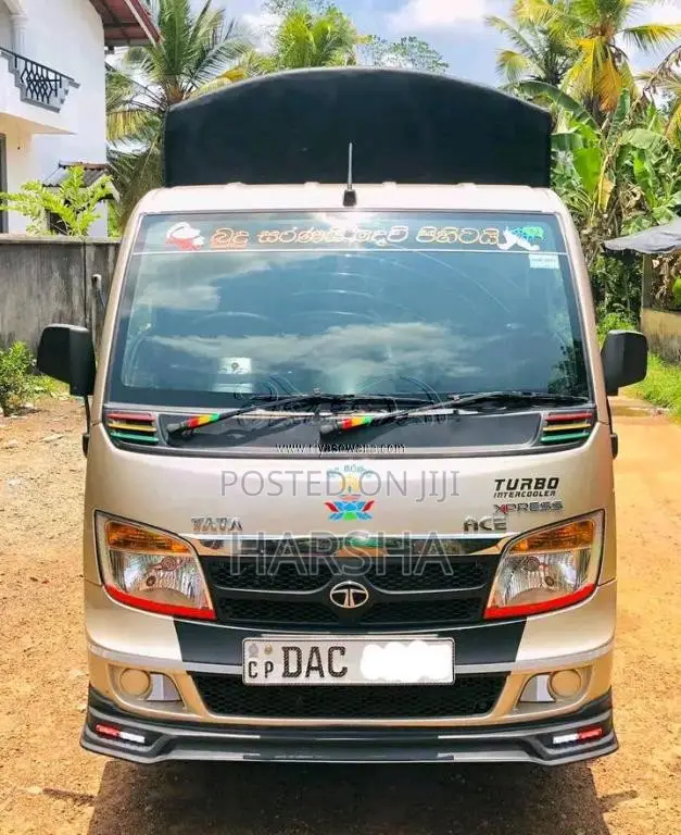 Tata Dimo Batta 2015 Lorry (Used)