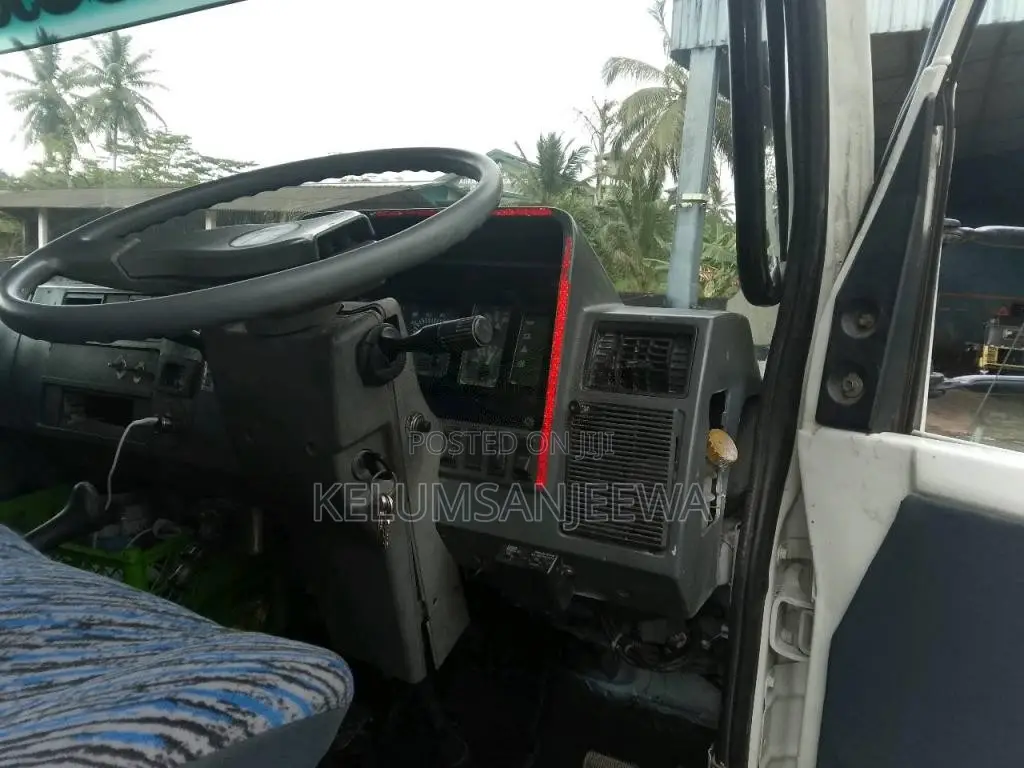 Tata 1109 2011 Lorry (Used)