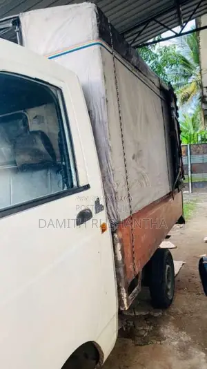 Mahindra Maxximo 2012 Lorry (Used)