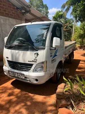 Tata Dimo Lokka 2015 Lorry (Used)