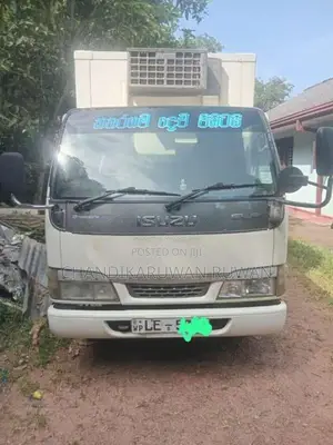 Isuzu ELF 2004 Lorry (Used)