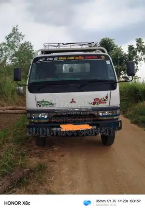 Mitsubishi Canter 1999 Lorry (Used)