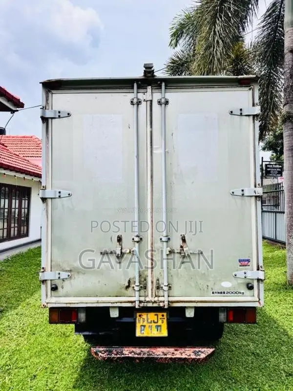 Isuzu ELF 2007 Lorry (Used)