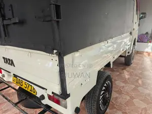 Tata Dimo Batta Ex2 2015 Lorry (Used)