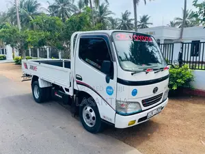 Toyota Dyna 2024 Lorry (Used)