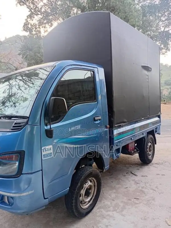 Tata Dimo Batta EX2 2017 Lorry (Used)