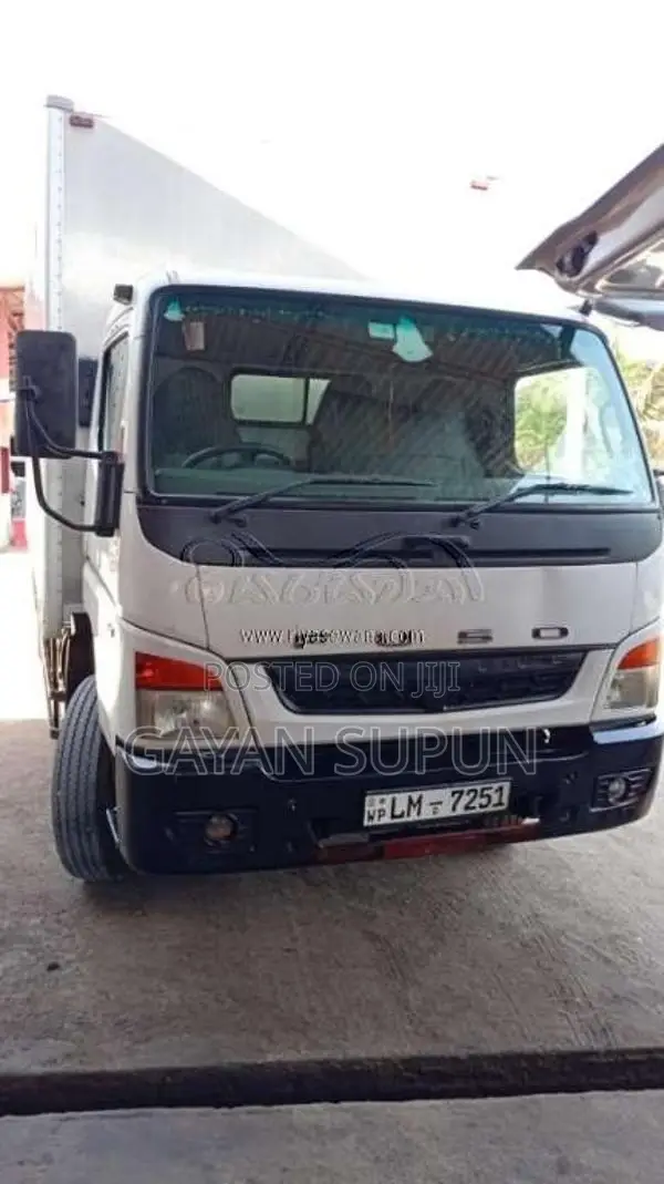 Mitsubishi Fuso 2016 Lorry (Used)