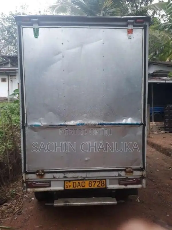 Tata Dimo Batta 2015 Lorry (Used)