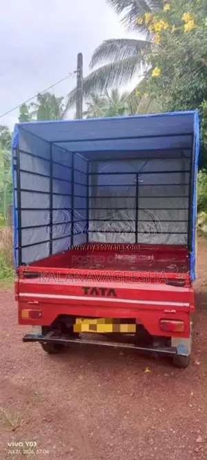 Tata Dimo Batta 2010 Lorry (Used)
