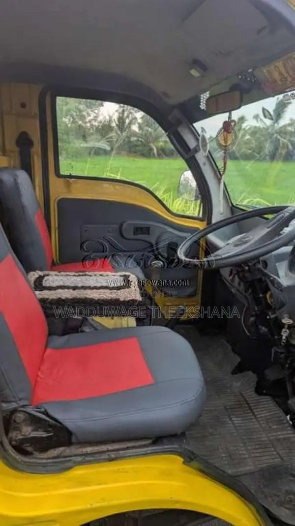 Tata Dimo Batta 2009 Lorry (Used)