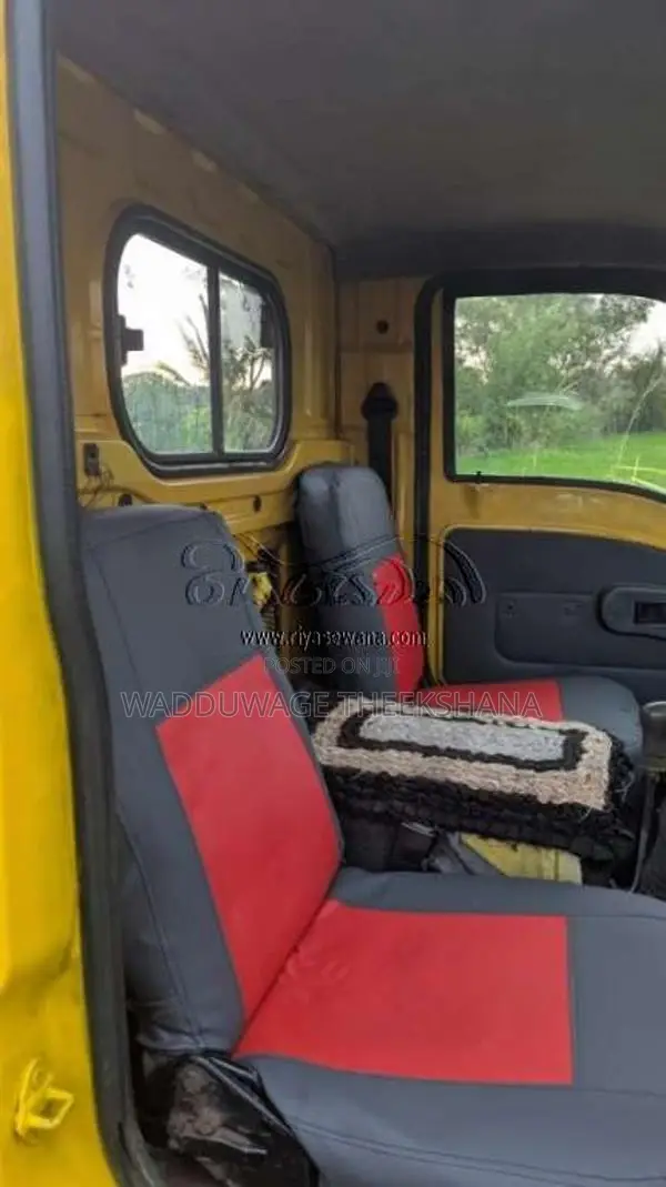 Tata Dimo Batta 2009 Lorry (Used)
