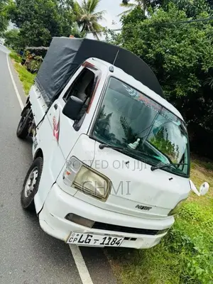 Daihatsu Hijet 2002 Lorry (Used)
