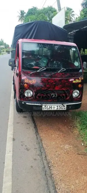 Tata Dimo Batta 2010 Lorry (Used)