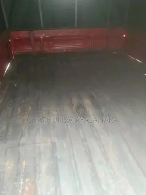 Tata Dimo Batta 2010 Lorry (Used)