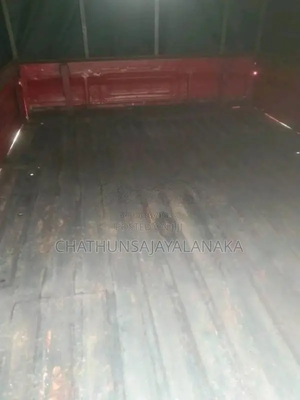 Tata Dimo Batta 2010 Lorry (Used)