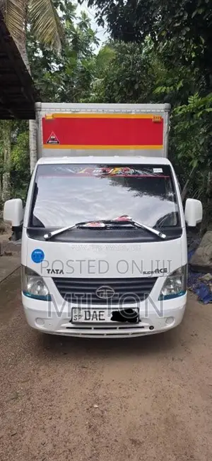 Tata Dimo Lokka 2016 Lorry (Used)