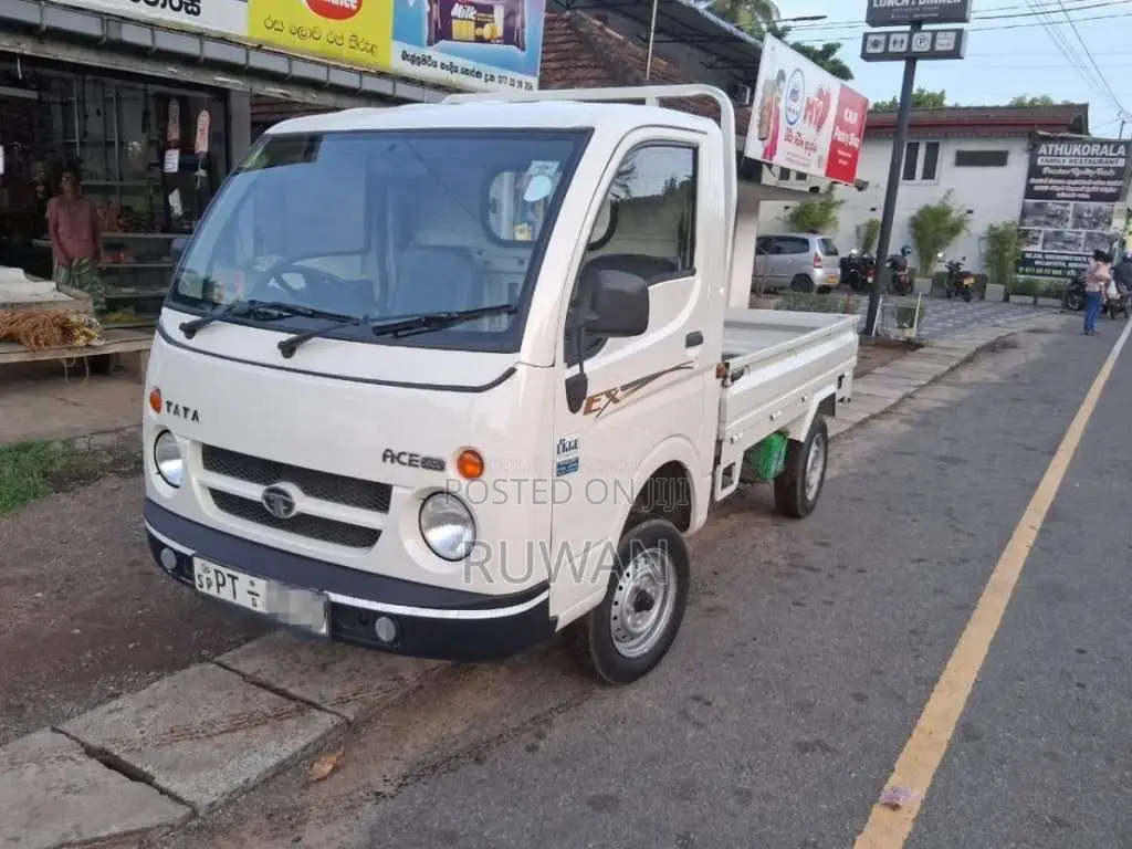 Tata Dimo Batta EX2 2012 Lorry (Used)
