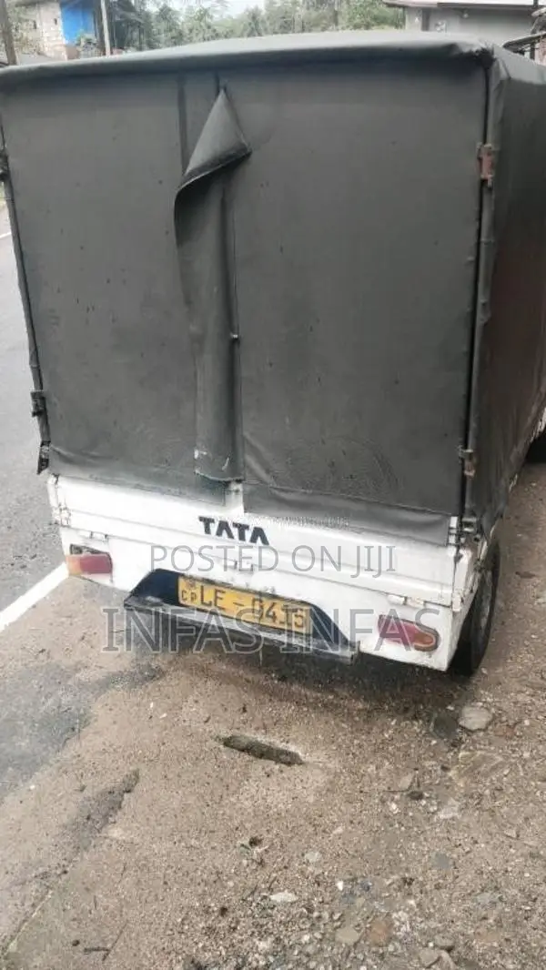 Tata Dimo Batta 2005 Lorry (Used)