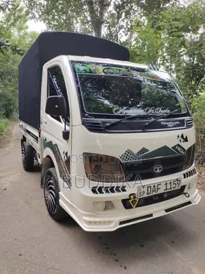 Tata Dimo Batta 2016 Lorry (Used)