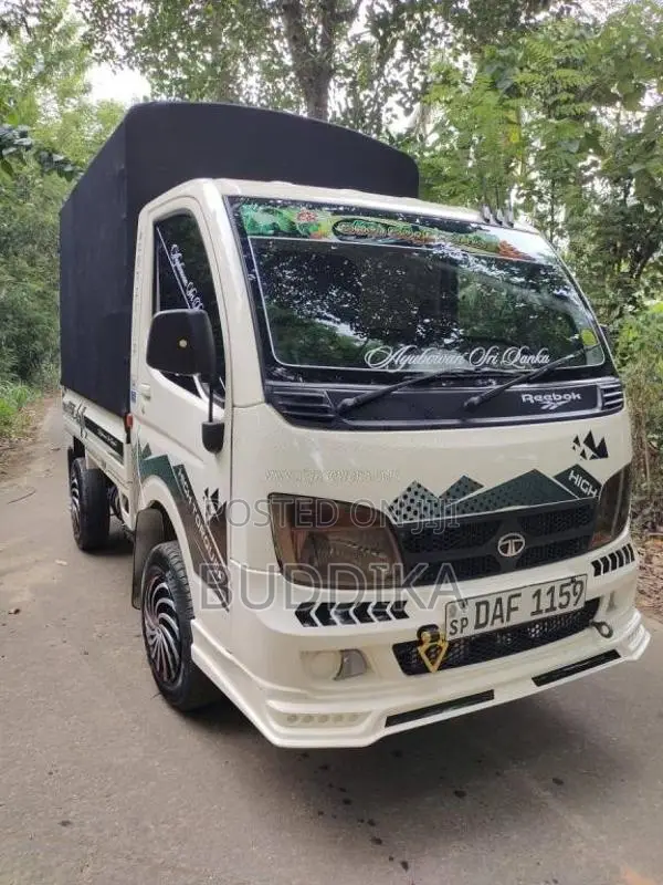 Tata Dimo Batta 2016 Lorry (Used)
