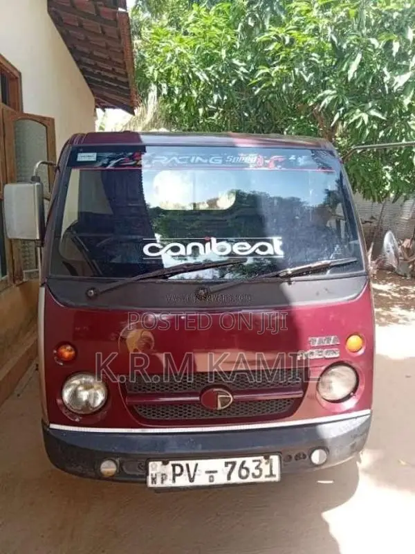 Tata Dimo Batta 2013 Lorry (Used)
