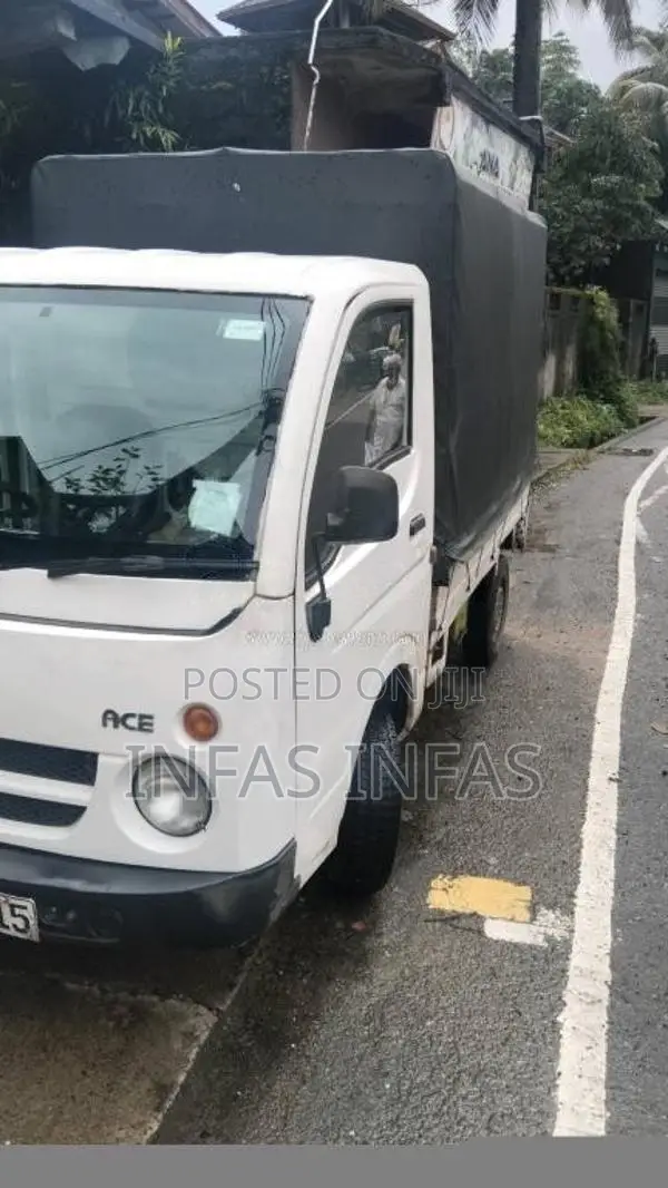 Tata Dimo Batta 2005 Lorry (Used)