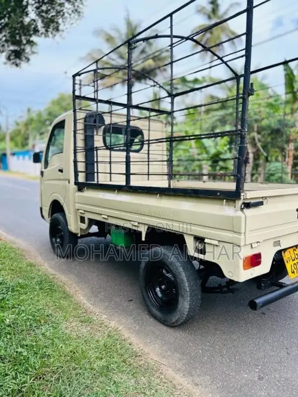 Tata Dimo Batta 2009 Lorry (Used)