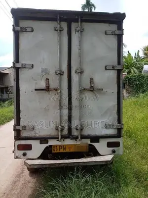 Tata Dimo Lokka 2013 Lorry (Used)