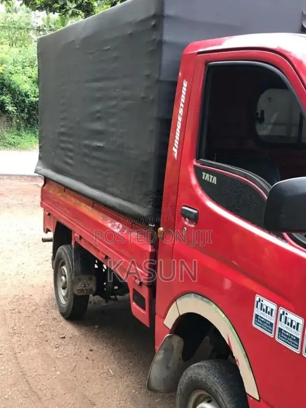 Tata Dimo Batta 2010 Lorry (Used)