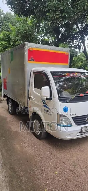 Tata Dimo Lokka 2016 Lorry (Used)