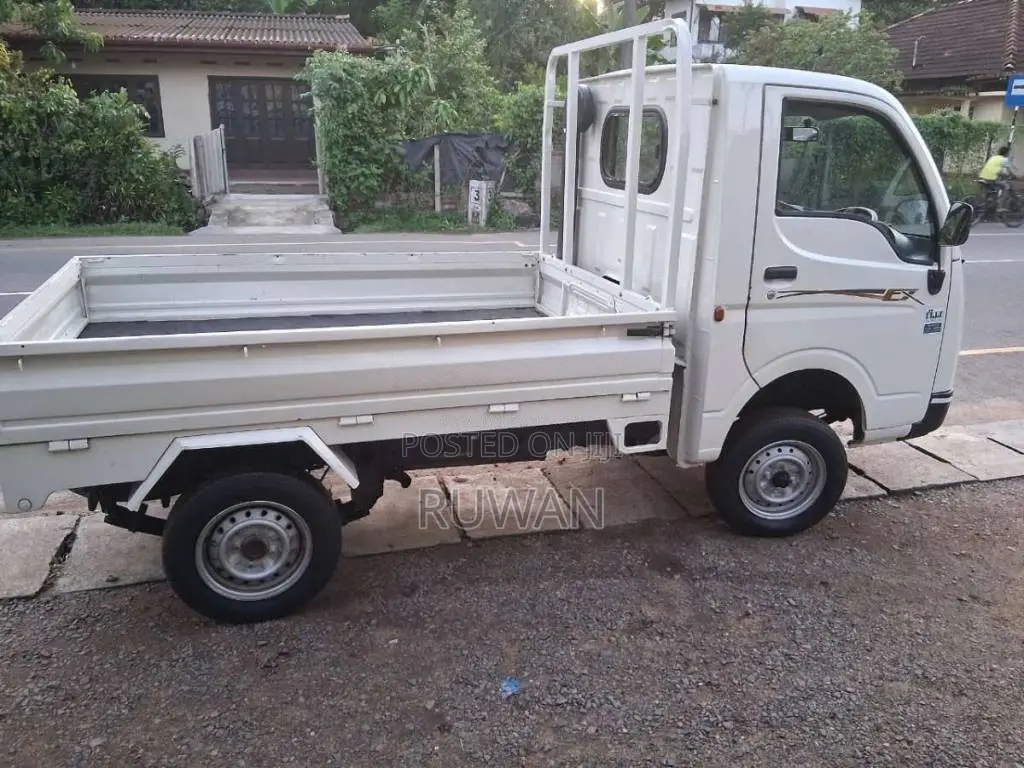 Tata Dimo Batta EX2 2012 Lorry (Used)