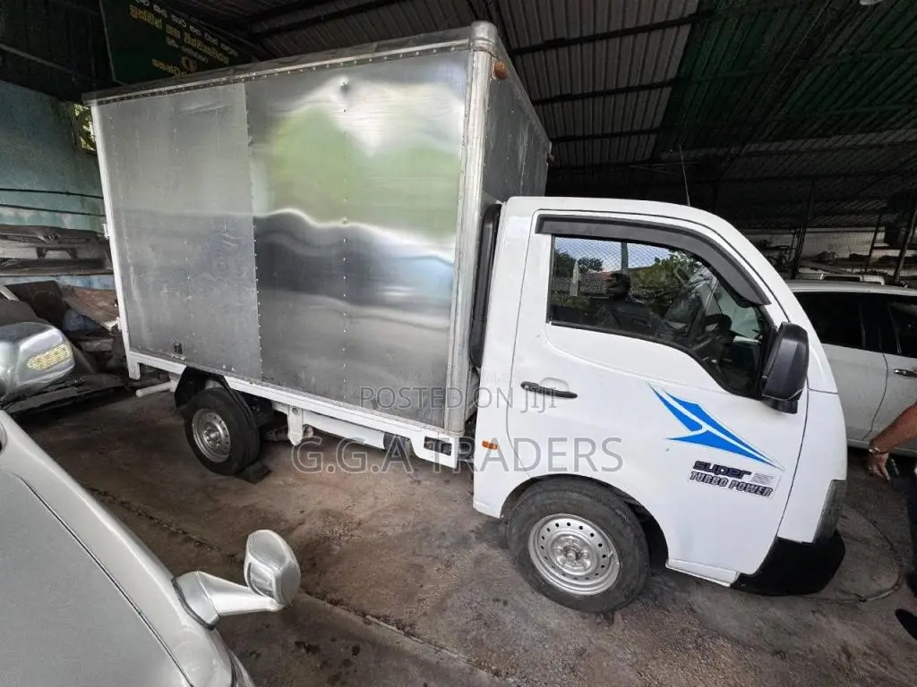 Tata Dimo Lokka 2016 Lorry (Used)