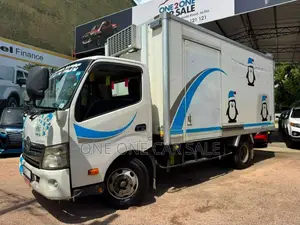 HINO Dutro 14.5FT Freezer 2008 Lorry (Used)