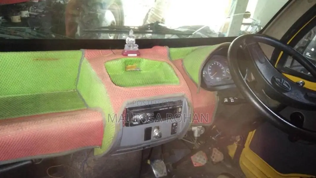 Tata Dimo Batta 2011 Lorry (Used)