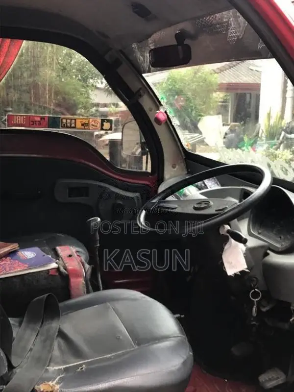 Tata Dimo Batta 2010 Lorry (Used)