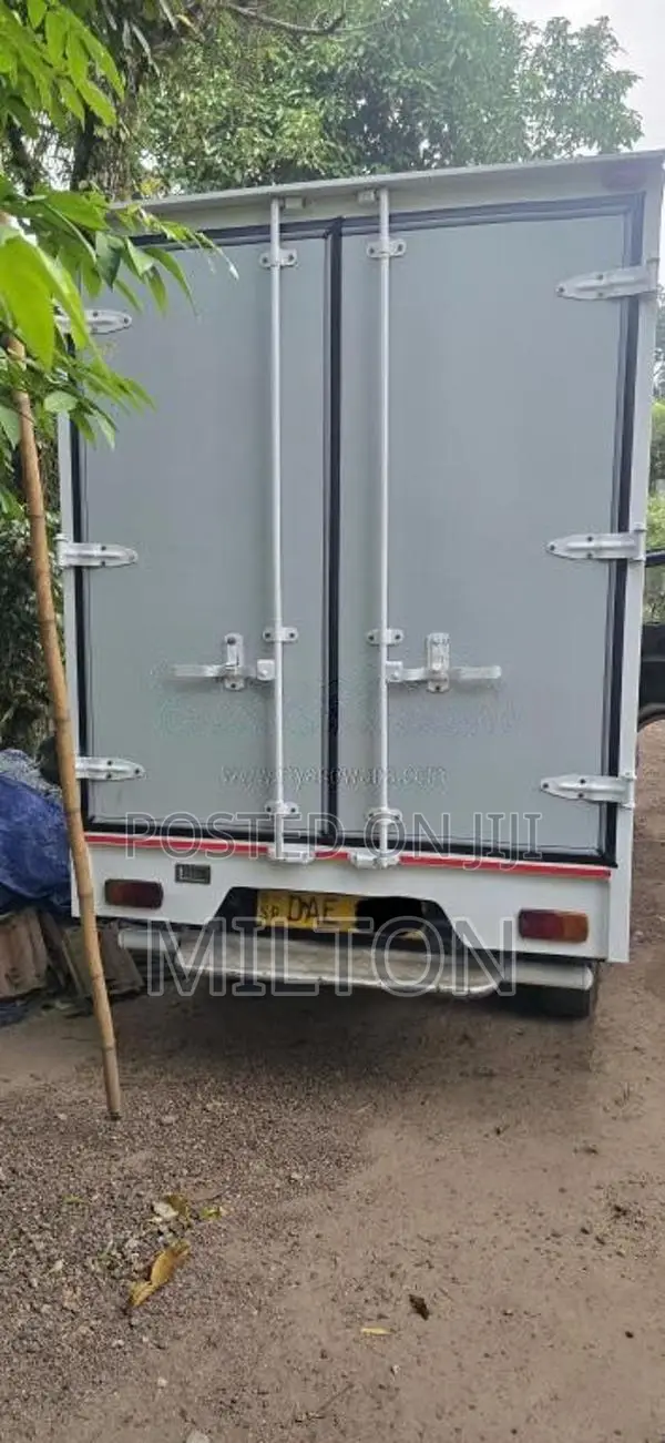 Tata Dimo Lokka 2016 Lorry (Used)