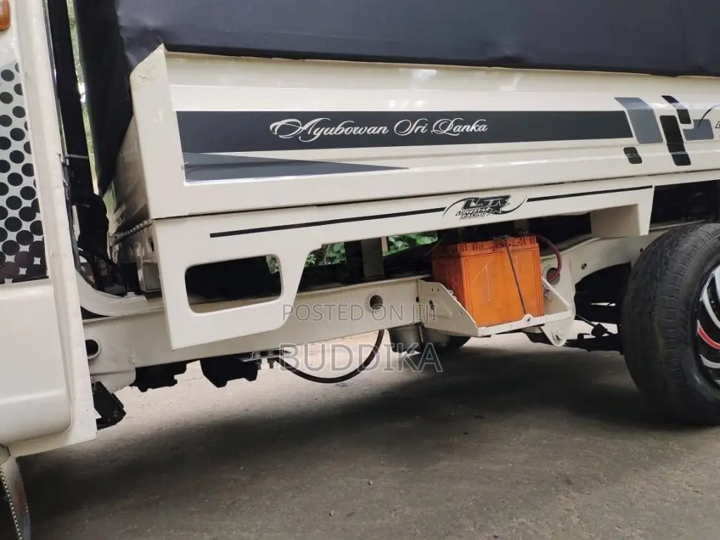 Tata Dimo Batta 2016 Lorry (Used)